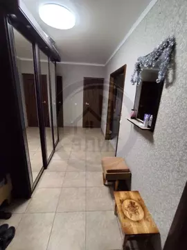 2-к кв. Белгородская область, Старый Оскол Космос мкр, 14 (65.0 м)