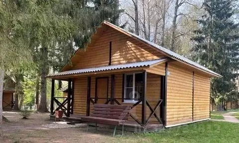 Дом в Ленинградская область, Лужский район, Скребловское с/пос, д. ...