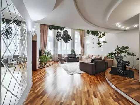 5-к кв. Тюменская область, Тюмень ул. Пржевальского, 35к5 (212.6 м)