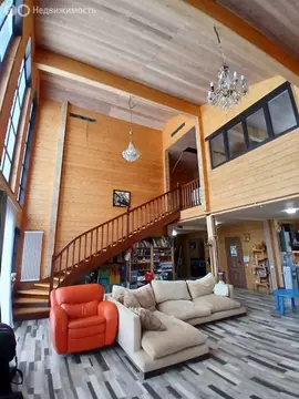 Дом в деревня Бережки, Центральная улица (681 м)