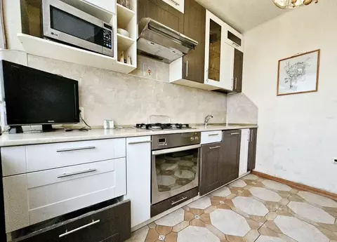 3-к кв. Санкт-Петербург 2-я Комсомольская ул., 5 (51.1 м)