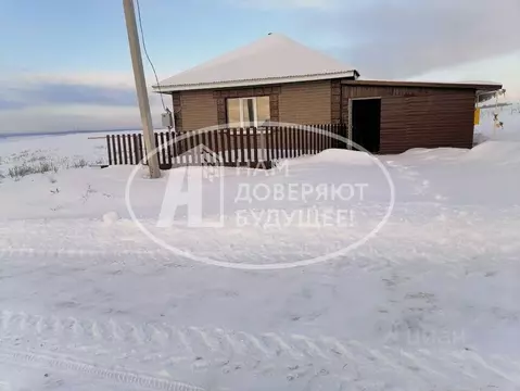 Дом в Пермский край, Чернушинский городской округ, д. Зверево ул. ...