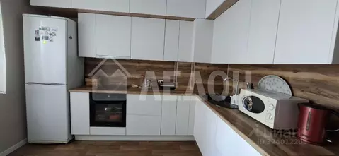 3-к кв. Омская область, Омск ул. Завертяева, 9к22 (79.5 м)