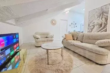 2-к кв. Татарстан, Казань ул. Карла Маркса, 5 (65.0 м)