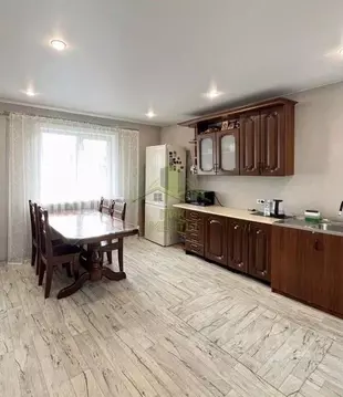 Дом в Бурятия, Иволгинский район, Сотниковское с/пос, с. Сотниково ул. ...