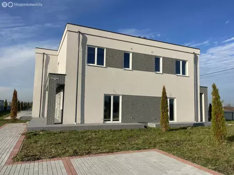 Дом в Калининградская область, Гурьевский муниципальный округ, посёлок ...