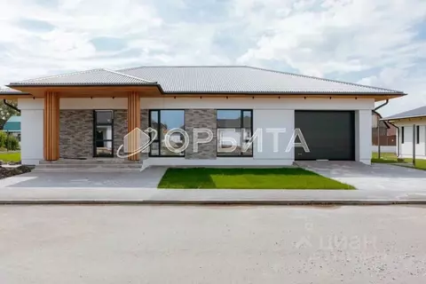 Дом в Тюменская область, Тюменский район, с. Луговое Плодовая ул. (198 ...