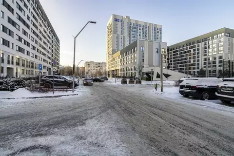 Гараж в Тюменская область, Тюмень ул. 50 лет Октября, 57А (15 м)