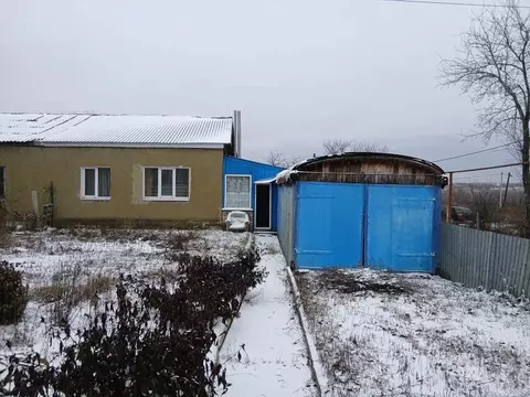 Дом в Саратовская область, с. Александровка ул. Рабочая (94 м)