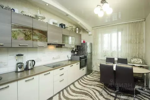 2-к кв. Тюменская область, Тюмень ул. Линейная, 11 (67.0 м)