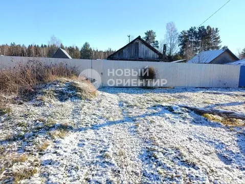 Дом в Свердловская область, Артемовский муниципальный округ, с. ...