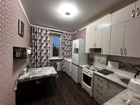 2-к кв. Оренбургская область, Новотроицк Библиотечная ул., 1 (57.0 м)