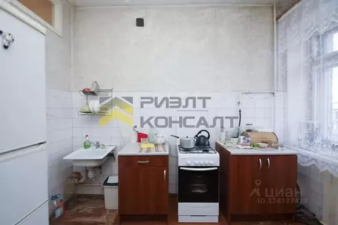 2-к кв. Омская область, Омск ул. Орджоникидзе, 13 (65.5 м)