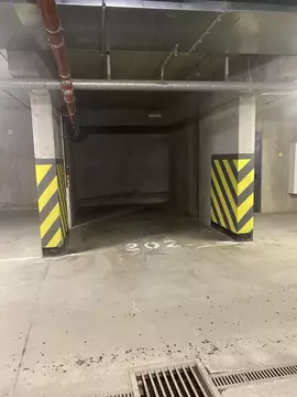 Гараж в Санкт-Петербург бул. Головнина, 3к1 (14 м)