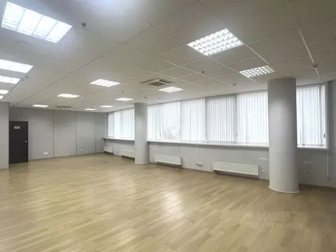 Офис в Краснодарский край, Краснодар Центральный мкр, ул. Советская, ...