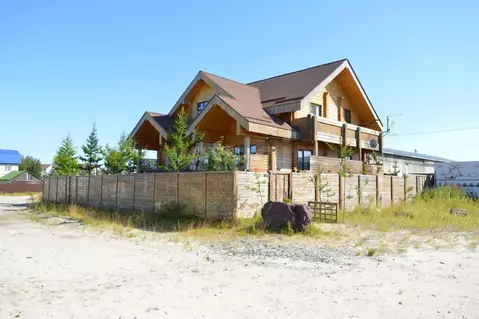 Дом в Ямало-Ненецкий АО, Тарко-Сале Пуровский район, Набережная ул., ...