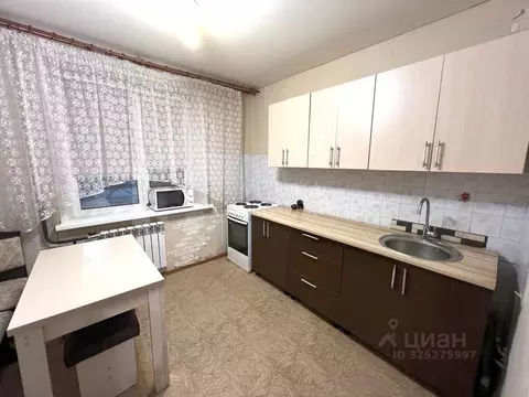 1-к кв. Тюменская область, Тюмень 6-й мкр, ул. Валерии Гнаровской, 5 ...