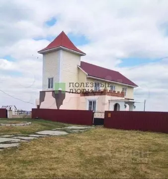 Коттедж в Курганская область, Половинский муниципальный округ, с. ...