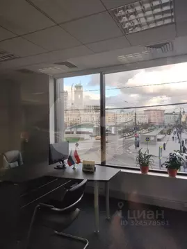 Офис в Москва Павелецкая пл., 2С1 (534 м)