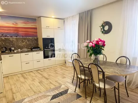 2-комнатная квартира: Миасс, улица Победы, 12 (74 м)
