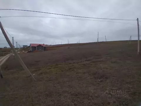Участок в Крым, Симферопольский район, Пожарское с/пос, с. Водное ул. ...