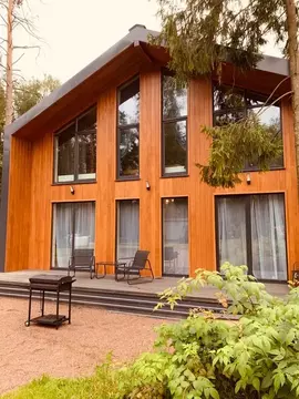 Дом в Ленинградская область, Приозерский район, Красноозерное с/пос, ...