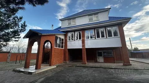 Дом в Красноярский край, Емельяновский муниципальный округ, д. Плоское ...