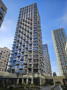 Квартира, 4 комнаты, 123 м