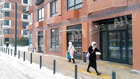 Помещение свободного назначения в Москва ул. Николая Озерова, 8к1 (65 ...