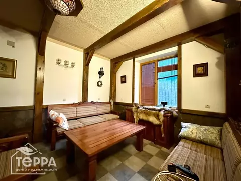 Коттедж в Крым, Сакский район, Штормовское с/пос, Парус кп  (180 м)