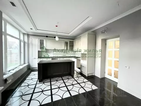 Дом в Саратовская область, Энгельс ул. 2-я Пономаревская, 16 (361 м)