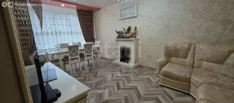 3-комнатная квартира: Новый Уренгой, район Северная Жилая Часть, ...