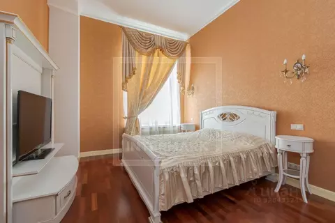 3-к кв. Москва пер. Столешников, 9С3 (120.0 м)