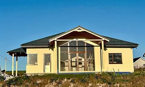 Дом в Калининградская область, Гурьевский муниципальный округ, пос. ...