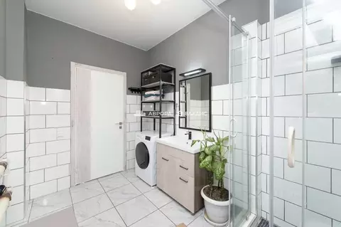 Дом в Челябинская область, Магнитогорск ул. Кирова, 119 (77 м)