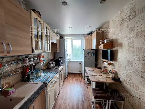 3-к кв. Волгоградская область, Волгоград пос. Ангарский, ул. Комиссара ...