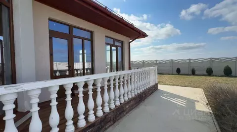 Дом в Крым, Сакский район, Молочненское с/пос, с. Витино  (120 м)