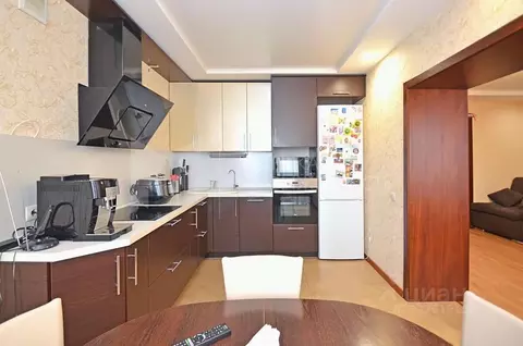 2-к кв. Тюменская область, Тюмень ул. Самарцева, 3 (63.2 м)