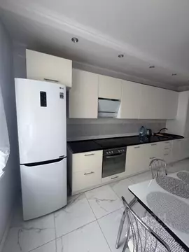 1-к кв. Саха (Якутия), Якутск ул. Кутузова, 33 (54.0 м)