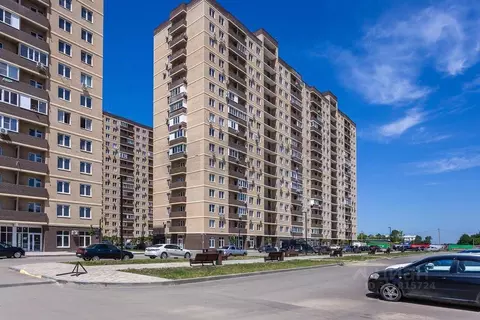 3-к кв. Краснодарский край, Краснодар ул. Летчика Позднякова (64.6 м)