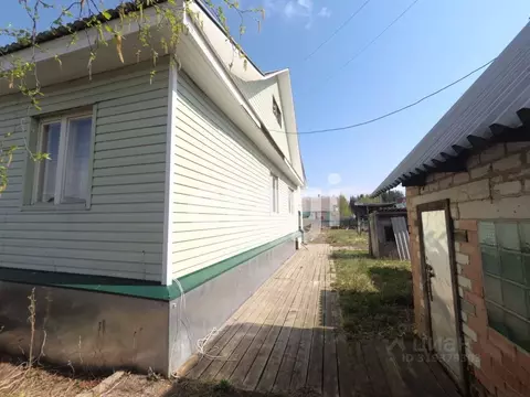 Дом в Коми, Сыктывкар городской округ, Краснозатонский пгт ул. ...