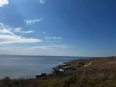 Участок в Крым, Ленинский район, Мысовское с/пос, с. Семеновка ул. ...