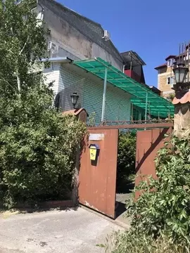 Коттедж в Крым, Ялта ул. Имени Умера Акмоллы Адаманова, 3 (70 м)