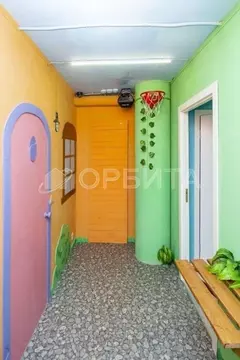 Помещение свободного назначения в Тюменская область, Тюмень ул. 50 лет ...