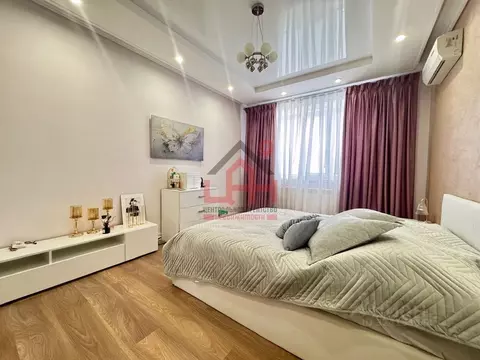 3-к кв. Ставропольский край, Ессентуки Октябрьская пл., 31А (106.0 м)