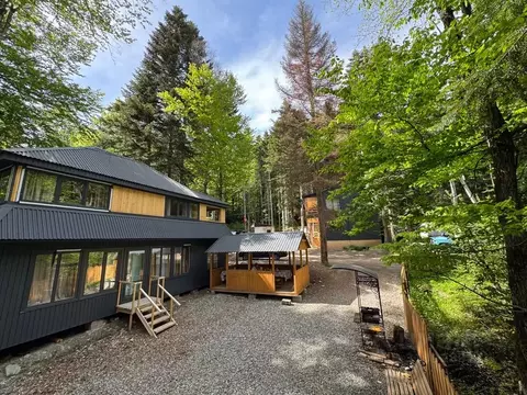 Дом в Карачаево-Черкесия, Зеленчукский район, с. Архыз  (76 м)