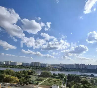 Продается 3-комнатная квартира