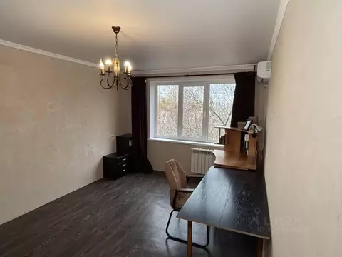 3-к кв. Самарская область, Тольятти 5-й кв-л, бул. Орджоникидзе, 15 ...