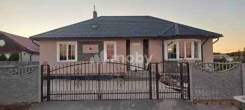 Дом в Калининградская область, Гурьевский муниципальный округ, пос. ...