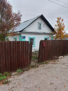 Дом в Пермский край, Губахинский муниципальный округ, Углеуральский рп ...